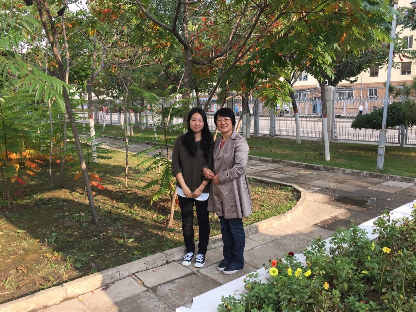 王楠楠与导师韩丽萍